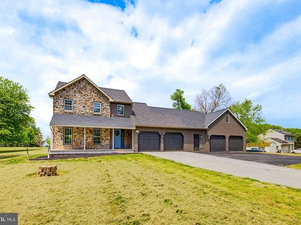 112 SAW MILL ROAD, ELIZABETHTOWN, PA 17022