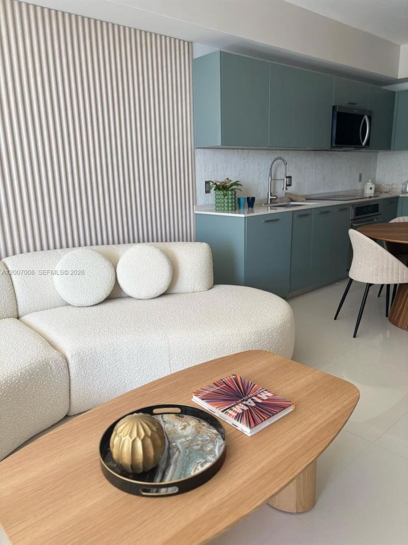 1300 Brickell Bay Dr , Unit 604, Miami, FL 33131 Photo