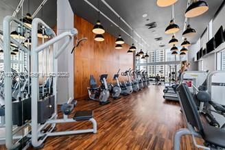 1300 Brickell Bay Dr , Unit 604, Miami, FL 33131 Photo