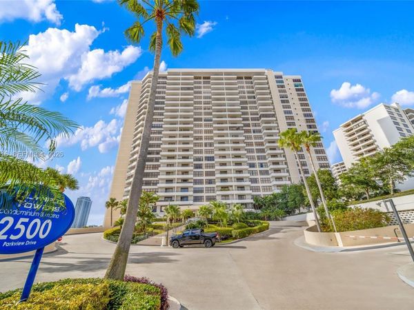 2500 Parkview Dr , Unit 2119, Hallandale Beach, FL 33009