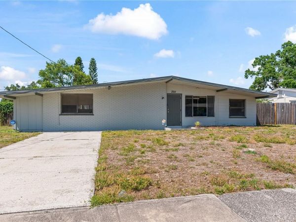 3711 W LEILA AVENUE , TAMPA, FL 33611