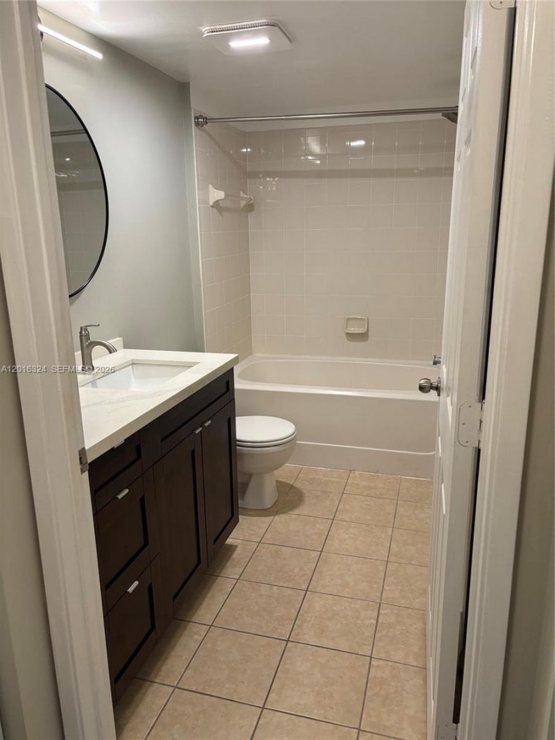 1900 Van Buren St , Unit 201B, Hollywood, FL 33020 Photo