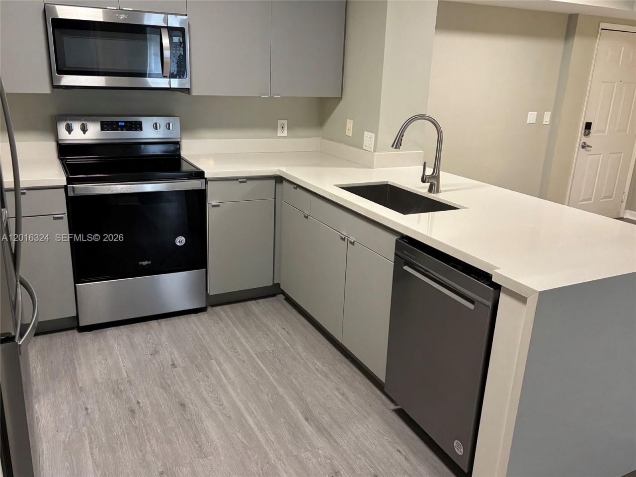 1900 Van Buren St , Unit 201B, Hollywood, FL 33020 Photo
