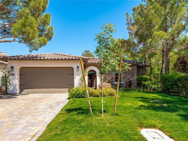 11846 WATERFORD CASTLE Court, Las Vegas, NV 89141