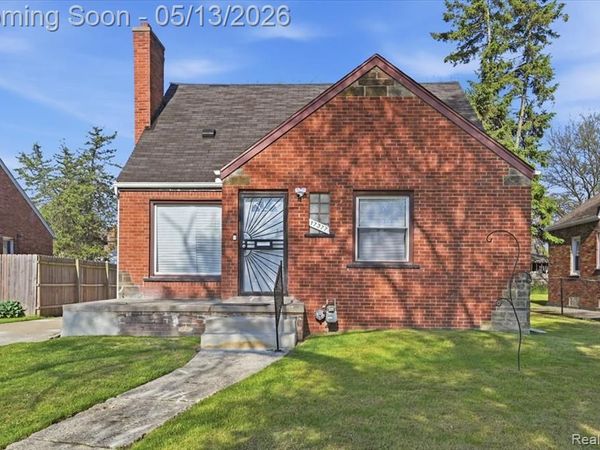 17377 Dresden Street, Detroit, MI 48205
