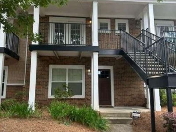 1035 Barnett Shoals Road, Unit 424, Athens, GA 30605