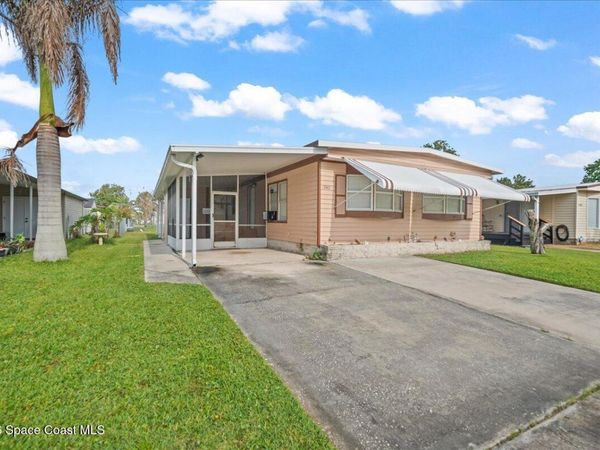 1740 Seagrape Street NE , Palm Bay, FL 32905