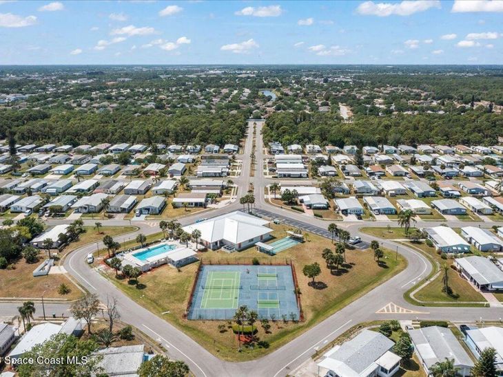 1740 Seagrape Street Ne, Palm Bay, FL 32905