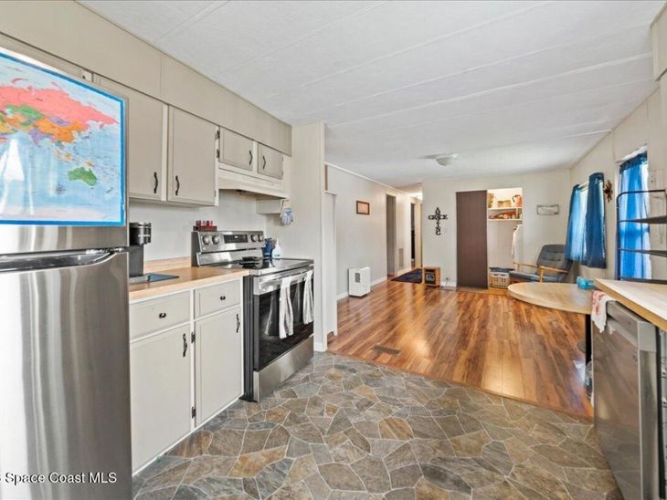 1740 Seagrape Street Ne, Palm Bay, FL 32905