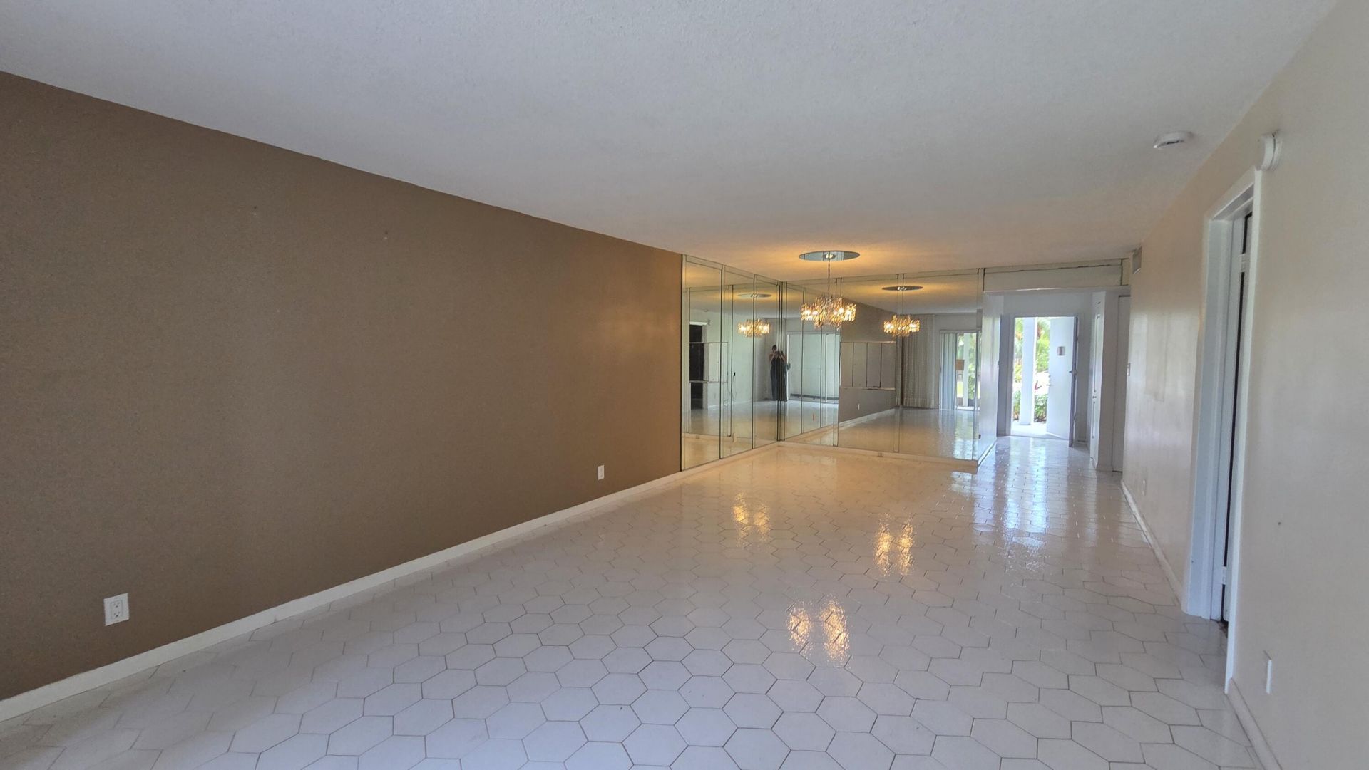 6020 NW 44th Street, Unit 108, Lauderhill, FL 33319 Photo