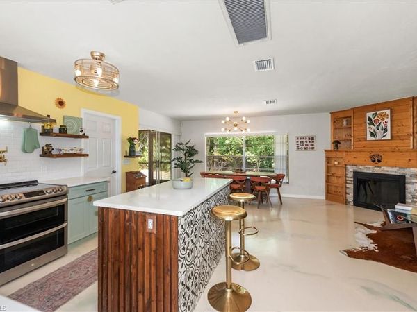 2431 N Westwood DR , NORTH FORT MYERS, FL 33917