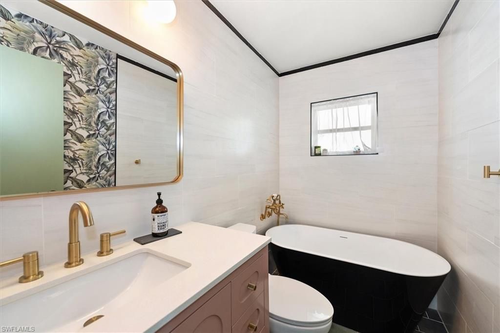 2431 N Westwood Dr, North Fort Myers, FL 33917 Photo