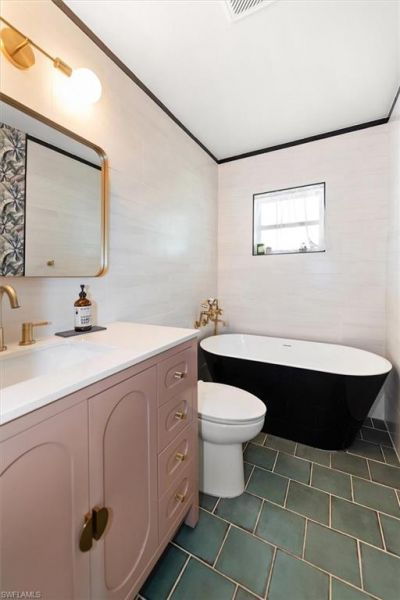 2431 N Westwood Dr, North Fort Myers, FL 33917 Photo