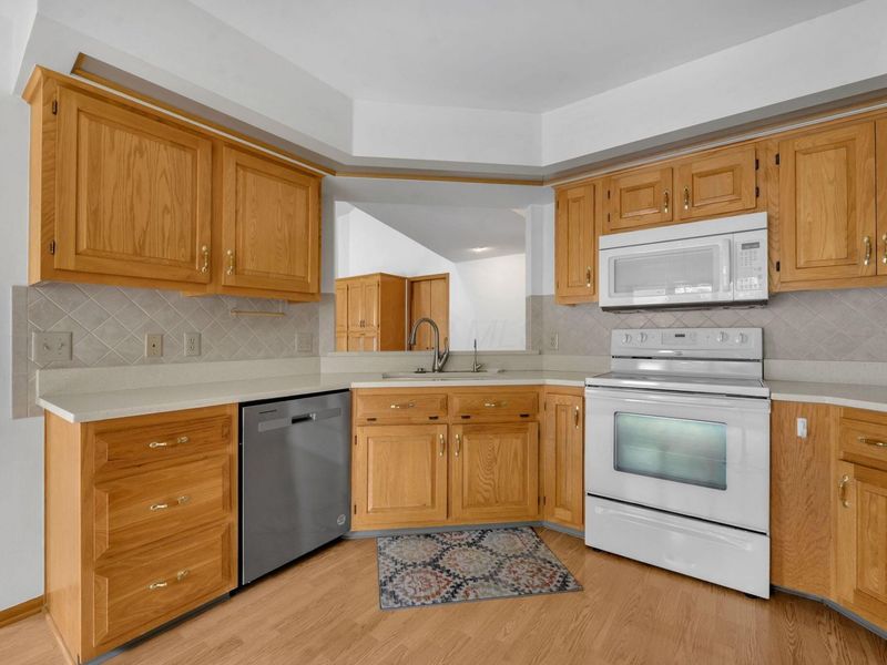 224 Green Springs Drive, Columbus, OH 43235 Photo 10