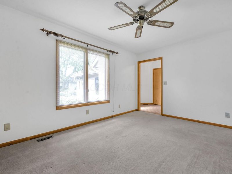 224 Green Springs Drive, Columbus, OH 43235 Photo 25