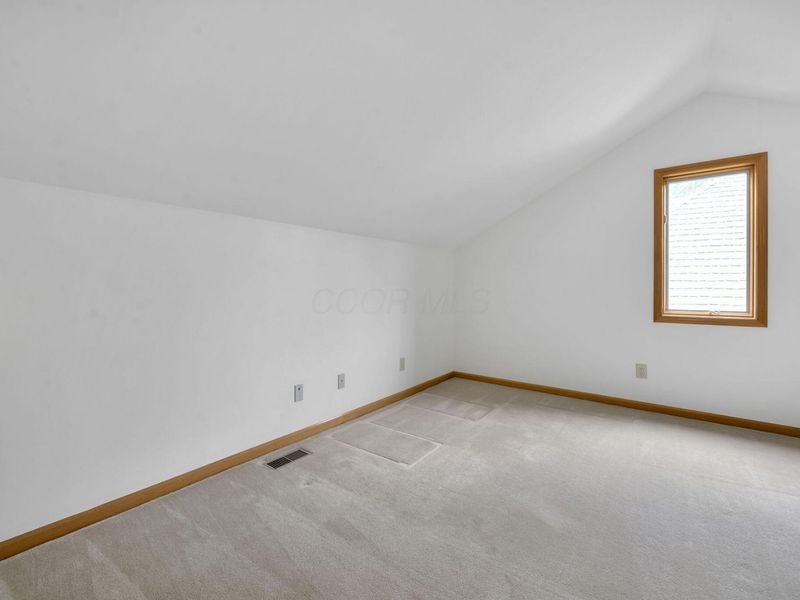 224 Green Springs Drive, Columbus, OH 43235 Photo 34
