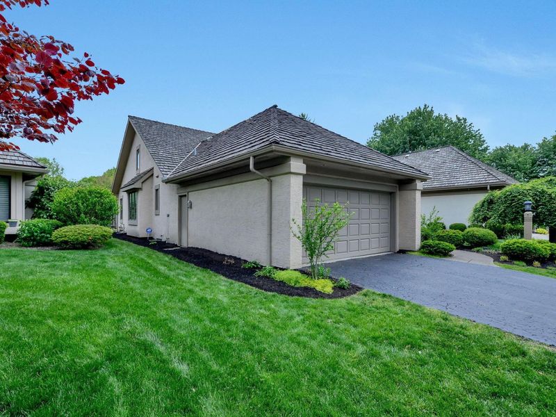 224 Green Springs Drive, Columbus, OH 43235 Photo 4