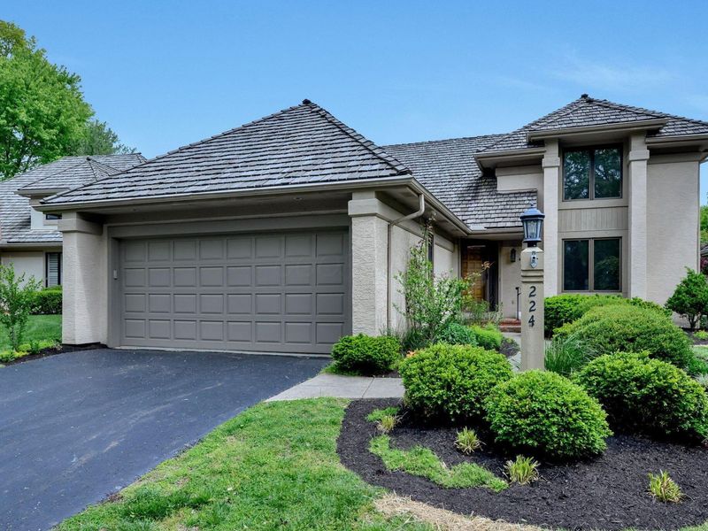 224 Green Springs Drive, Columbus, OH 43235 Photo 5