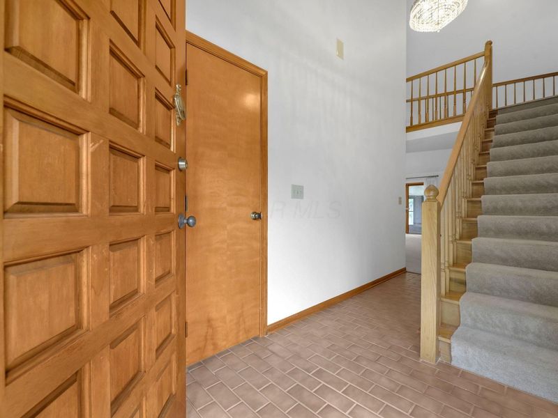 224 Green Springs Drive, Columbus, OH 43235 Photo 6
