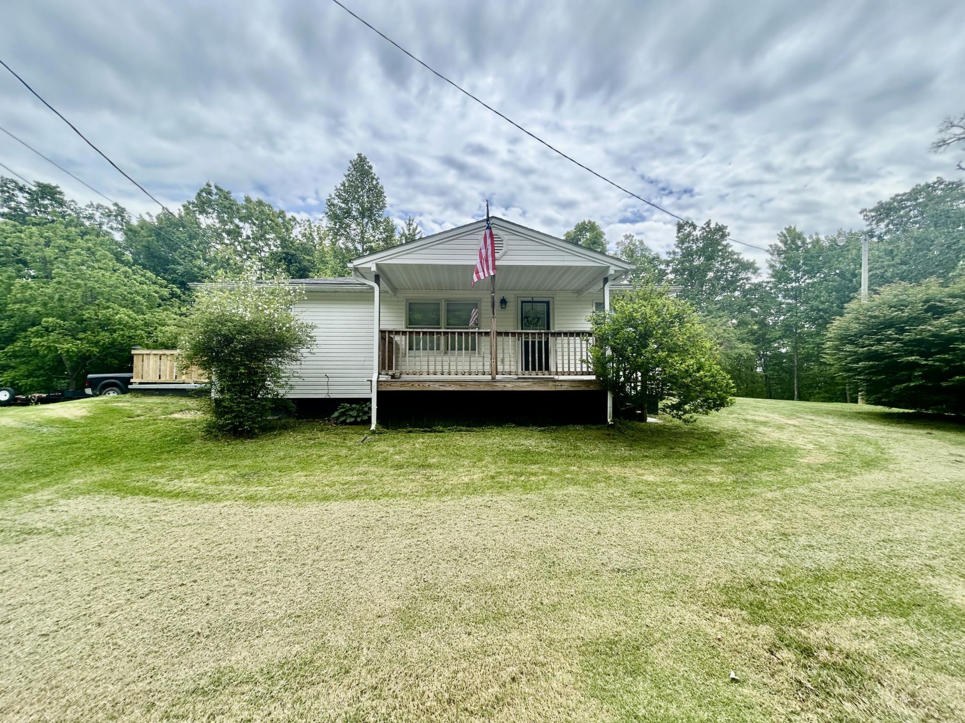 2255 S Tree Tower Road, Sand Gap, KY 40481
