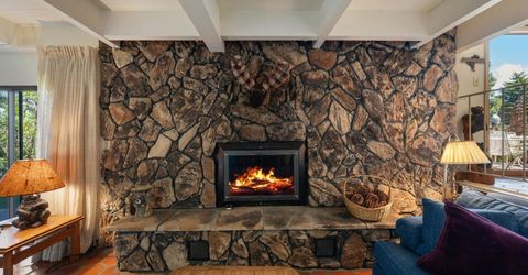 379 Crystal Court, South Lake Tahoe, CA 96150 Photo