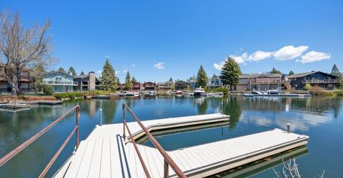 379 Crystal Court, South Lake Tahoe, CA 96150 Photo
