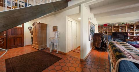 379 Crystal Court, South Lake Tahoe, CA 96150 Photo