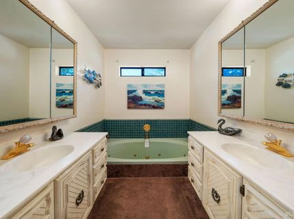 379 Crystal Court, South Lake Tahoe, CA 96150 Photo