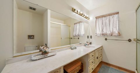 379 Crystal Court, South Lake Tahoe, CA 96150 Photo