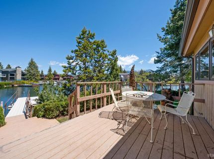 379 Crystal Court, South Lake Tahoe, CA 96150 Photo