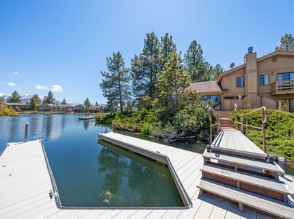 379 Crystal Court, South Lake Tahoe, CA 96150 Photo