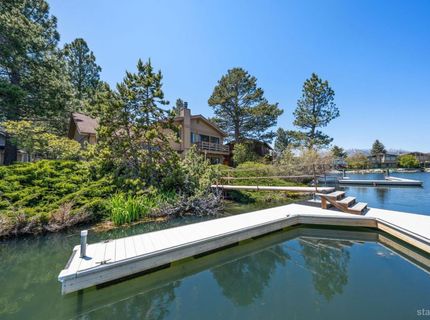 379 Crystal Court, South Lake Tahoe, CA 96150 Photo