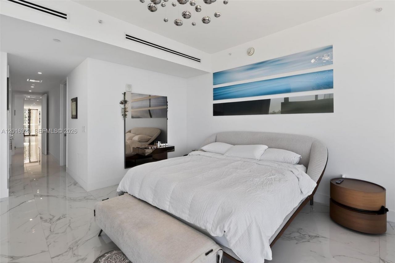 15701 Collins Ave , Unit 805, Sunny Isles Beach, FL 33160 Photo