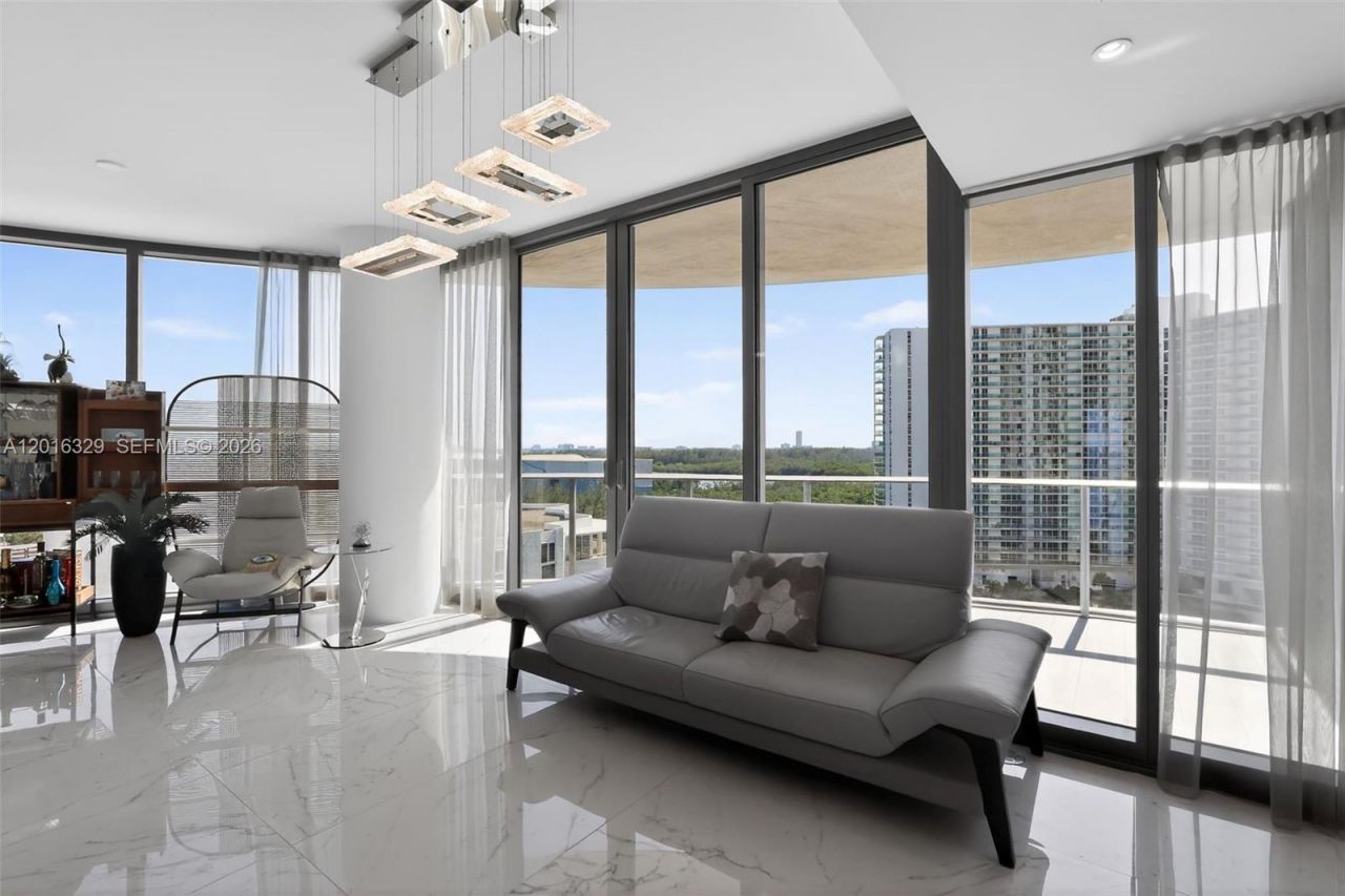 15701 Collins Ave , Unit 805, Sunny Isles Beach, FL 33160 Photo