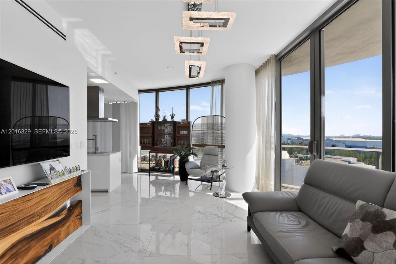 15701 Collins Ave , Unit 805, Sunny Isles Beach, FL 33160 Photo