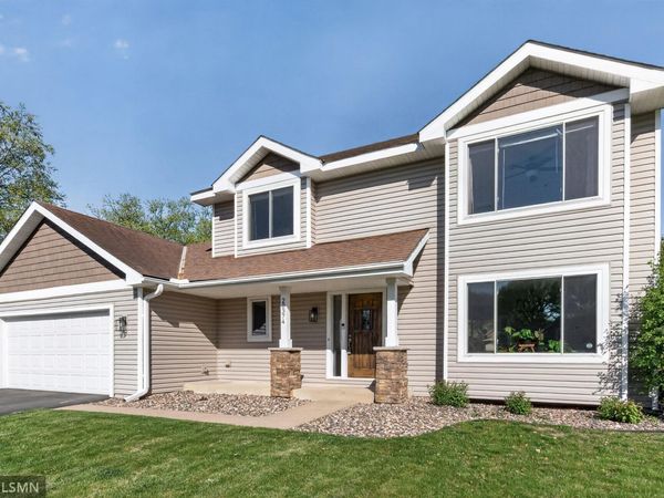 20374 Kensington Way, Lakeville, MN 55044