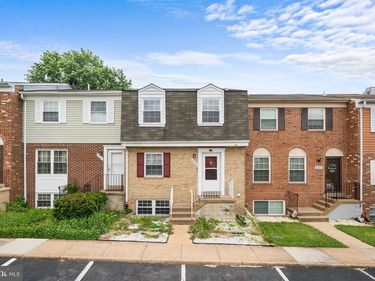 8387 WOODLINE COURT, MANASSAS, VA 20110