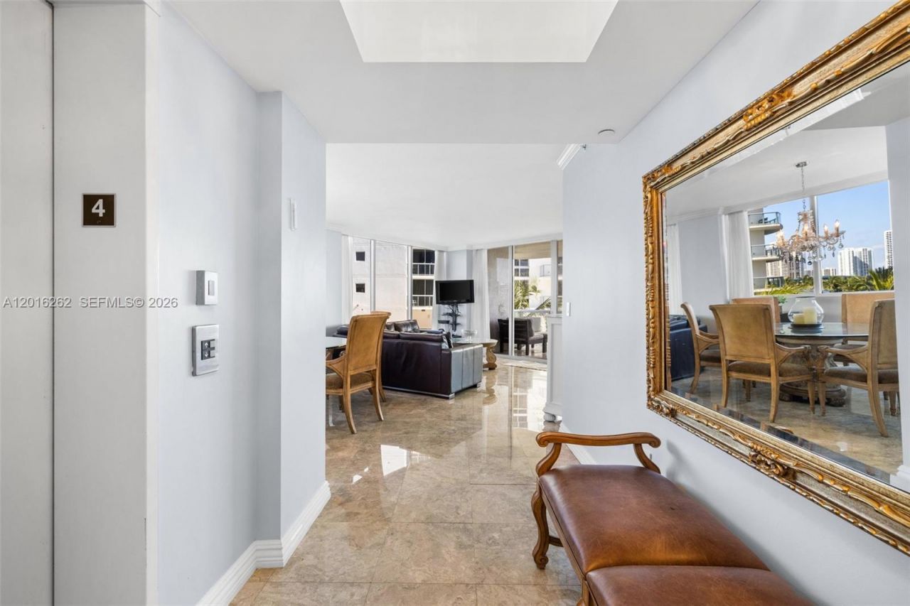18671 Collins Ave , Unit 404, Sunny Isles Beach, FL 33160 Photo