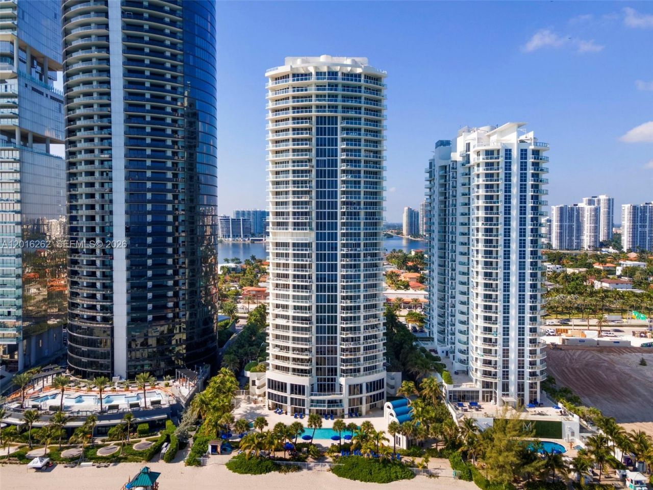 18671 Collins Ave , Unit 404, Sunny Isles Beach, FL 33160 Photo