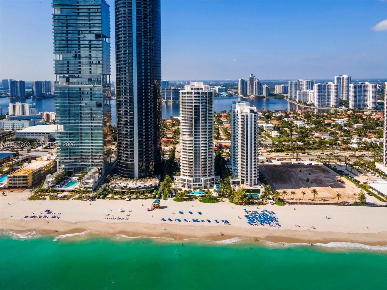 18671 Collins Ave , Unit 404, Sunny Isles Beach, FL 33160 Photo
