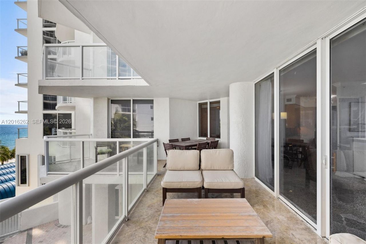 18671 Collins Ave , Unit 404, Sunny Isles Beach, FL 33160 Photo