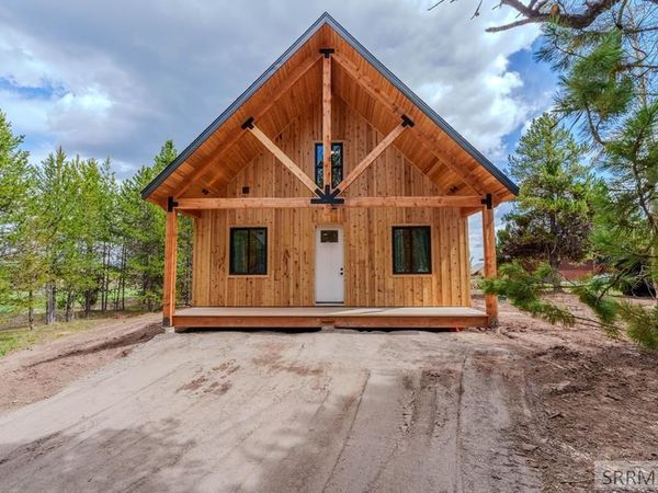 3526 Montauk Drive, ISLAND PARK, ID 83429