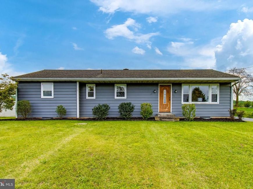 412 S Reamstown Road, Ephrata, PA 17522 Main Photo