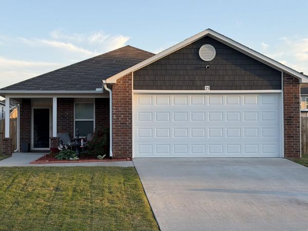 25 Swayze Rhys Ln., Cabot, AR 72023