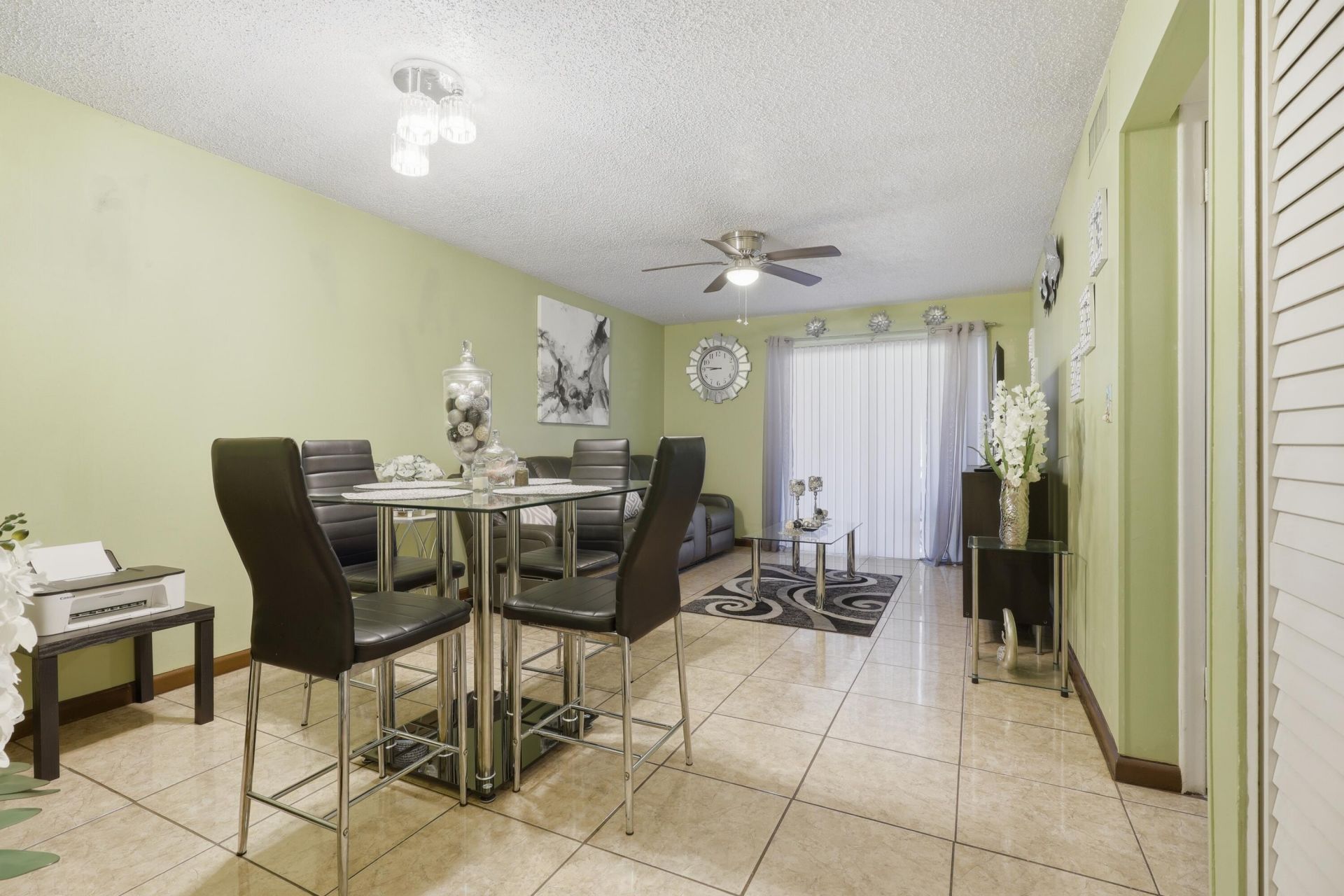 6074 Forest Hill Boulevard, Unit 101, West Palm Beach, FL 33415 Photo