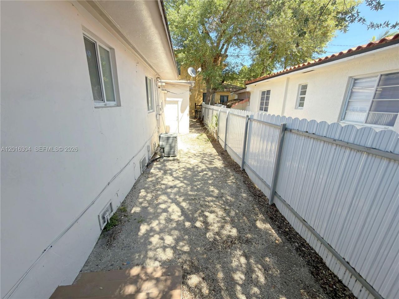 4 NE 47th St , Unit 4, Miami, FL 33137 Photo