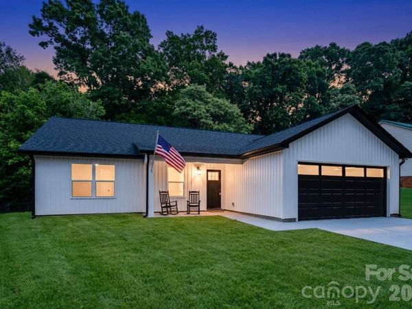 505 Randa Drive, Statesville, NC 28625