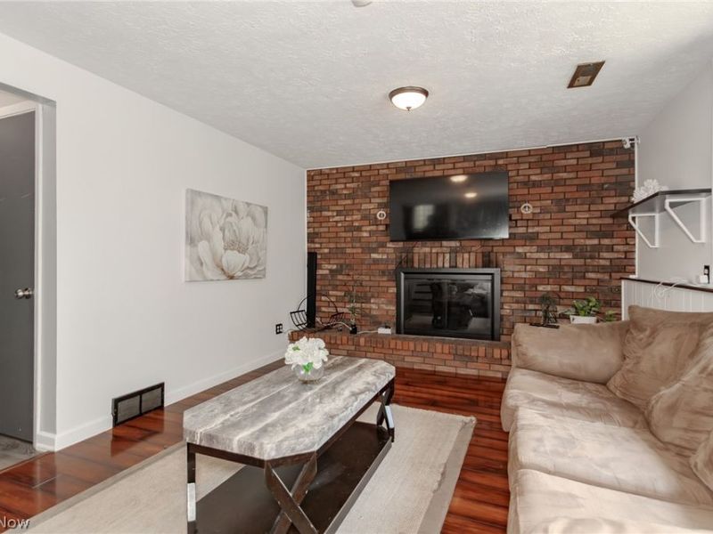 477 Hickory Lane, Painesville, OH 44077 Photo 10