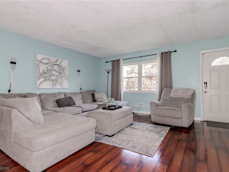 477 Hickory Lane, Painesville, OH 44077 Photo 4