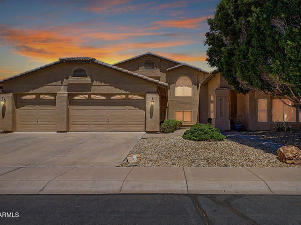 7672 W BETTY ELYSE Lane, Peoria, AZ 85382